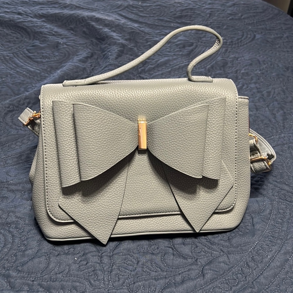 Crossi Brand Signature Bow tie Purse